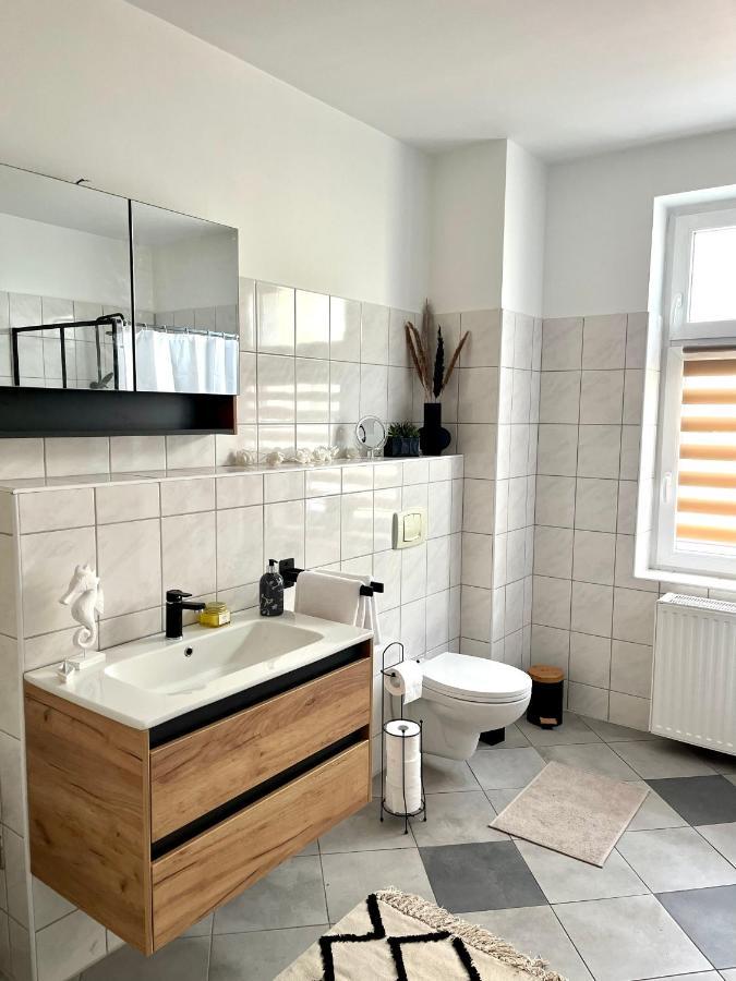 Apartment Horst - Gemuetliche Und Moderne Ferienwohnung In Der Innenstadt Pasewalk Zewnętrze zdjęcie
