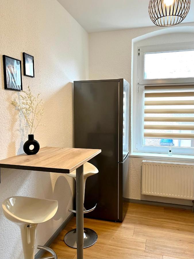 Apartment Horst - Gemuetliche Und Moderne Ferienwohnung In Der Innenstadt Pasewalk Zewnętrze zdjęcie